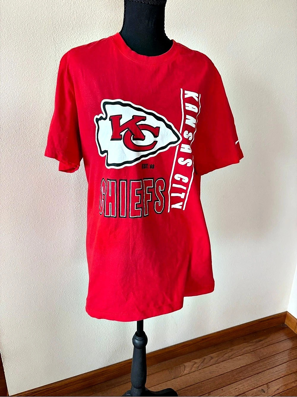 Womens Nike Kansas City Chiefs size Medium